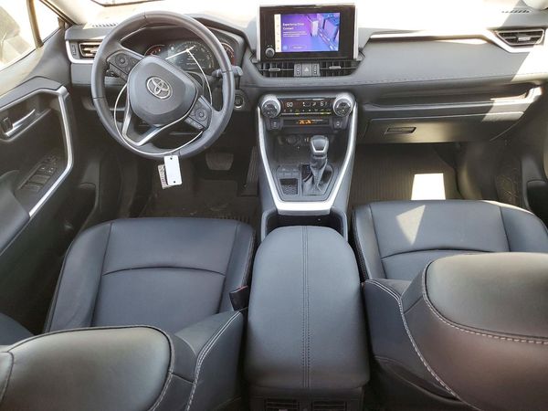 2025 TOYOTA RAV4