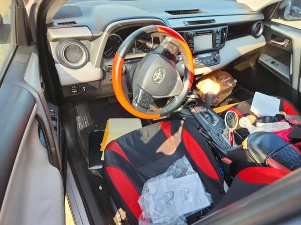 2016 TOYOTA RAV4