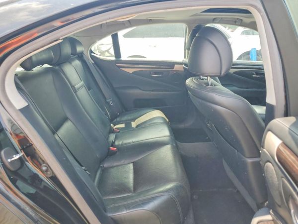 2014 LEXUS LS 460