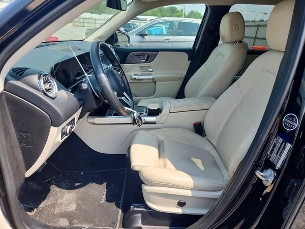 2020 MERCEDES-BENZ GLB GLB250