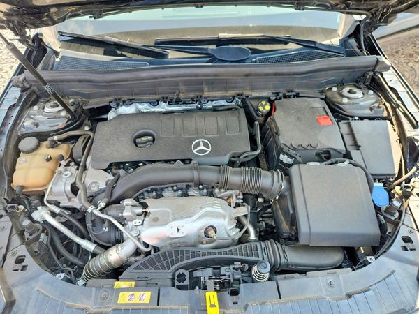 2020 MERCEDES-BENZ GLB GLB250