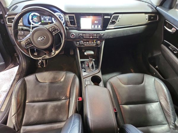 2017 KIA NIRO Touring / Touring Tech