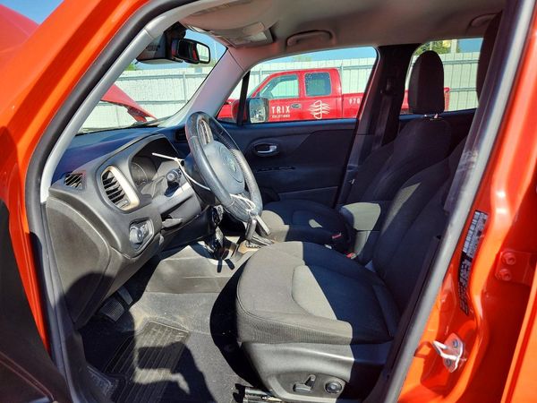 2016 JEEP RENEGADE LATITUDE 4X4