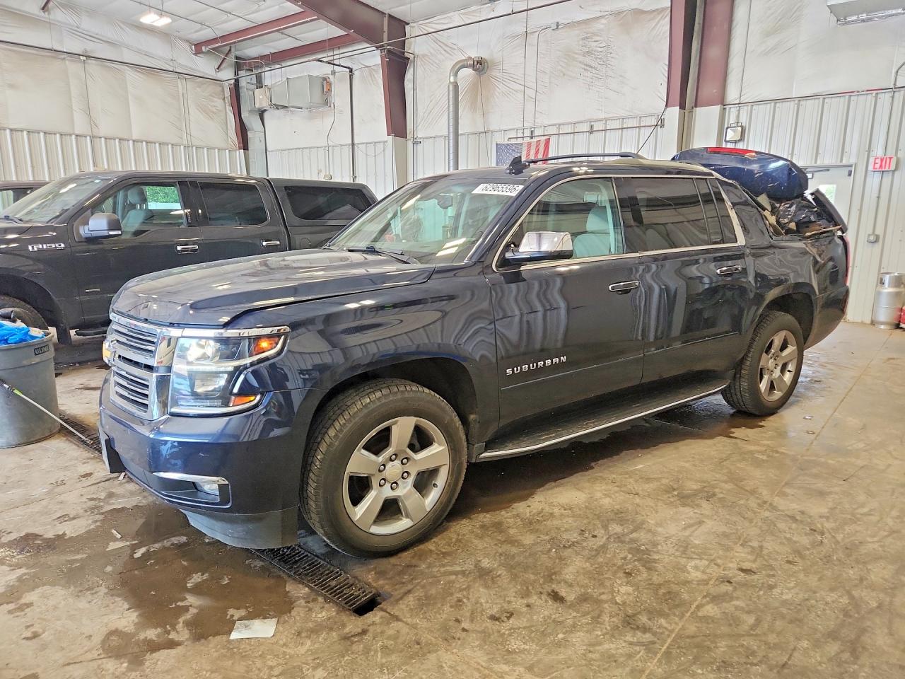 2017 CHEVROLET SUBURBAN Premier