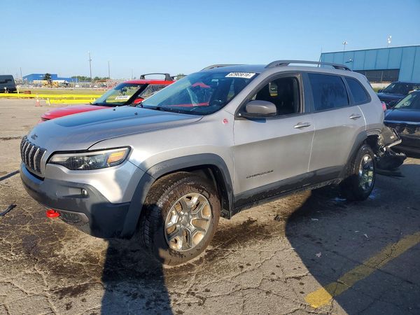 2019 JEEP CHEROKEE TRAILHAWK 4X4