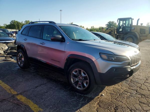 2019 JEEP CHEROKEE TRAILHAWK 4X4