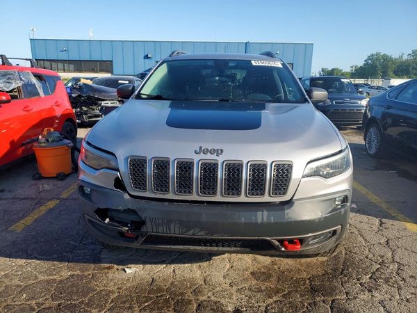 2019 JEEP CHEROKEE TRAILHAWK 4X4