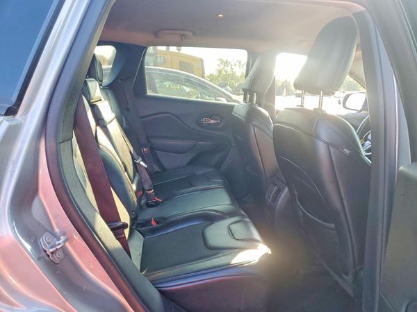 2019 JEEP CHEROKEE TRAILHAWK 4X4