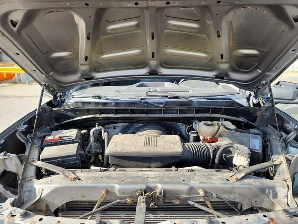 2020 CHEVROLET SILVERADO Trail Boss Custom — Engine bay