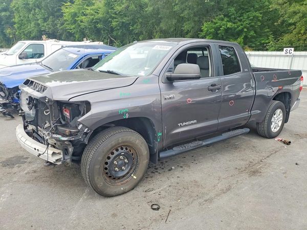 2015 TOYOTA TUNDRA SR5 Grade