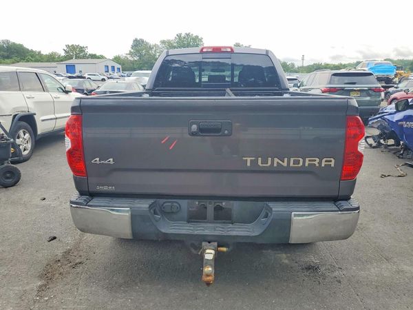 2015 TOYOTA TUNDRA SR5 Grade