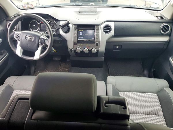 2015 TOYOTA TUNDRA SR5 Grade