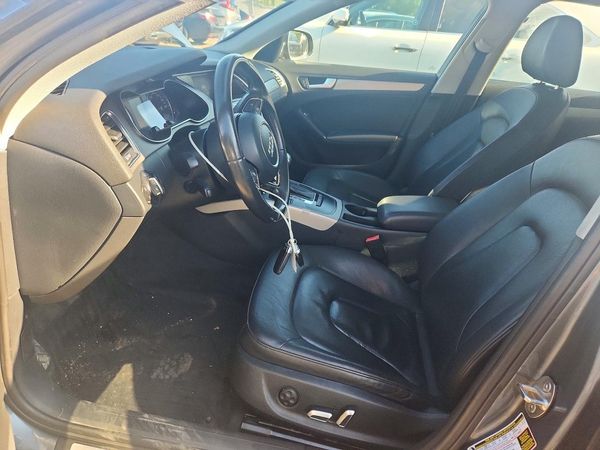 2013 AUDI A4 quattro Premium