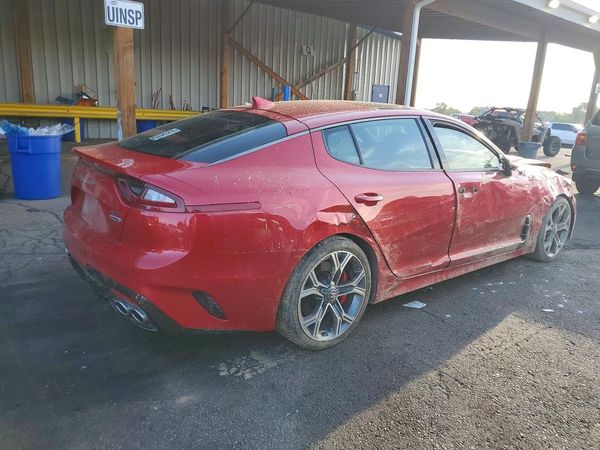 2018 KIA STINGER