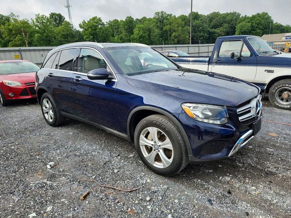 2016 MERCEDES-BENZ GLC GLC300