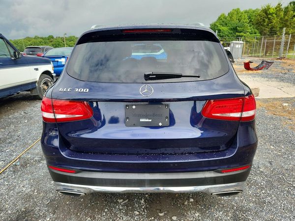 2016 MERCEDES-BENZ GLC GLC300
