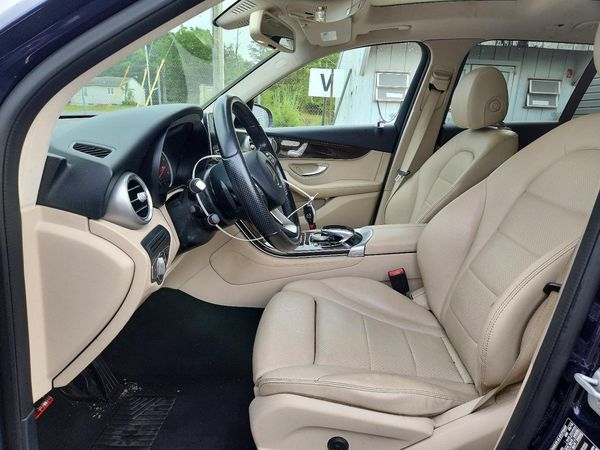 2016 MERCEDES-BENZ GLC GLC300
