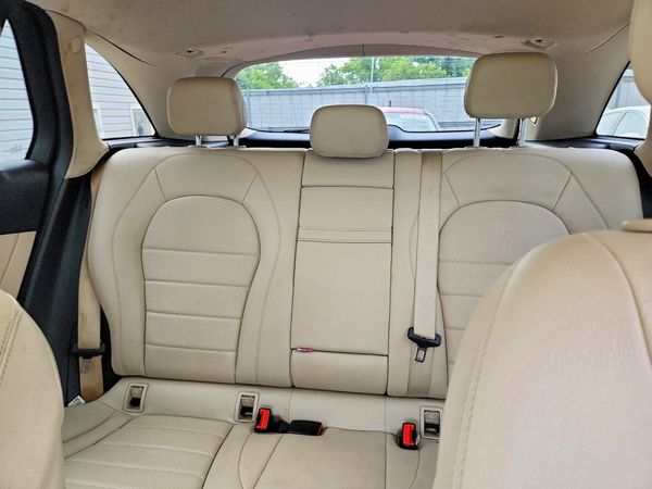 2016 MERCEDES-BENZ GLC GLC300