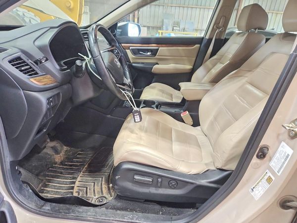 2017 HONDA CRV Touring — DENT