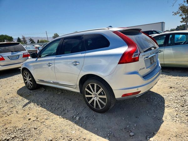 2016 VOLVO XC60