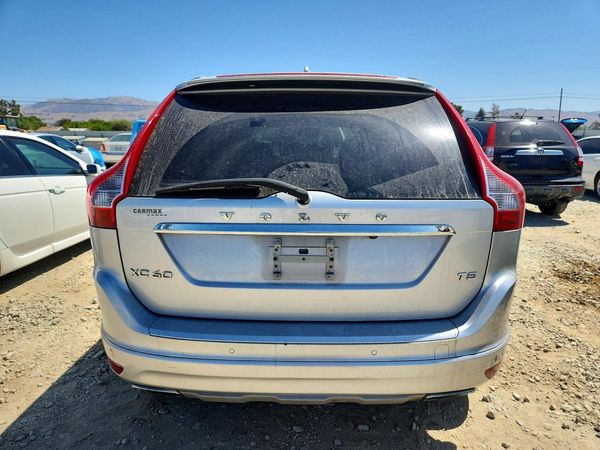 2016 VOLVO XC60