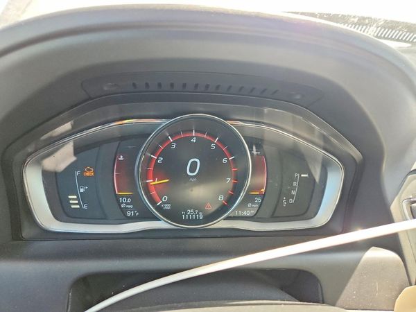2016 VOLVO XC60