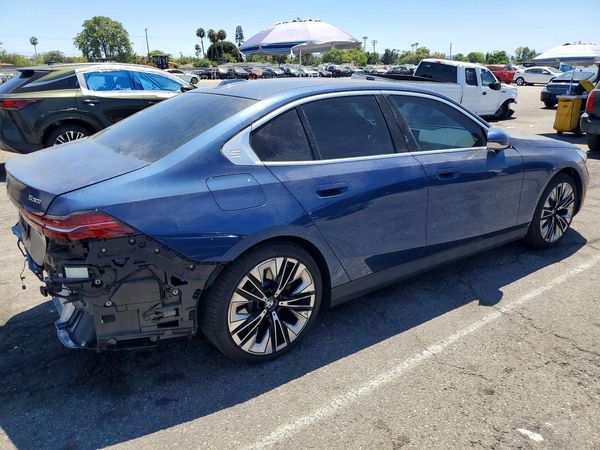 2024 BMW 530 xDrive