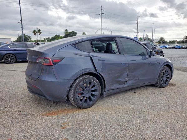 2020 TESLA MODEL Y