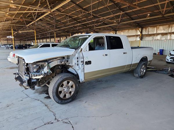 2014 RAM 3500 LONGHORN MEGA CAB 4X4