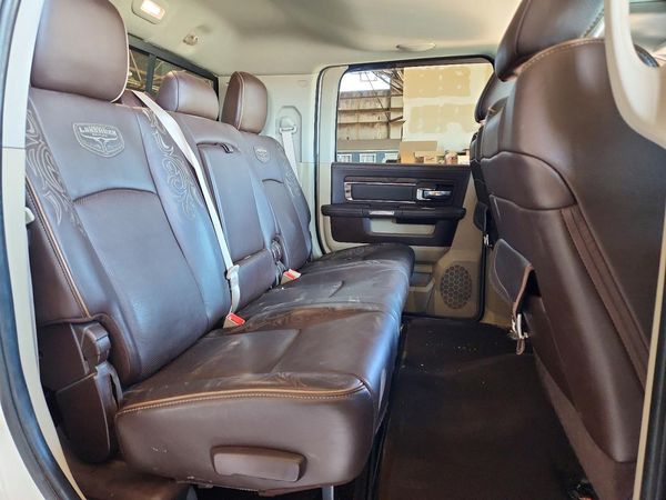 2014 RAM 3500 LONGHORN MEGA CAB 4X4