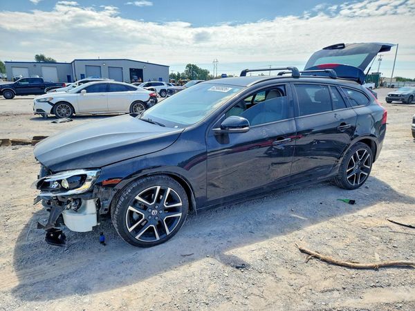 2018 VOLVO V60