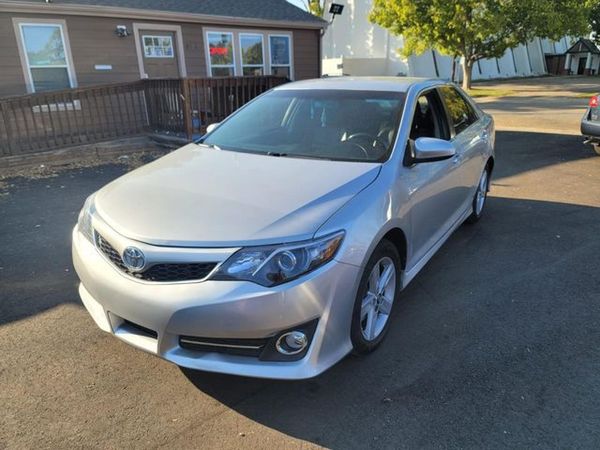 2013 TOYOTA CAMRY