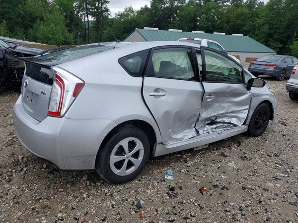 2014 TOYOTA PRIUS