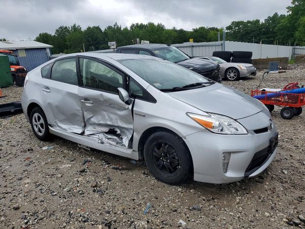 2014 TOYOTA PRIUS