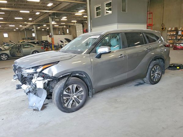 2025 TOYOTA HIGHLANDER