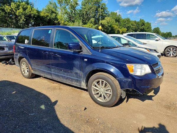 2014 DODGE GRAND CARAVAN SE