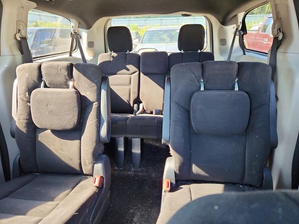 2014 DODGE GRAND CARAVAN SE