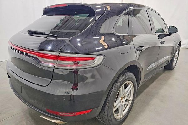 2021 PORSCHE MACAN Base