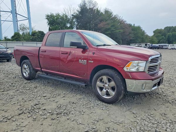 2019 RAM 1500 CLASSIC SLT