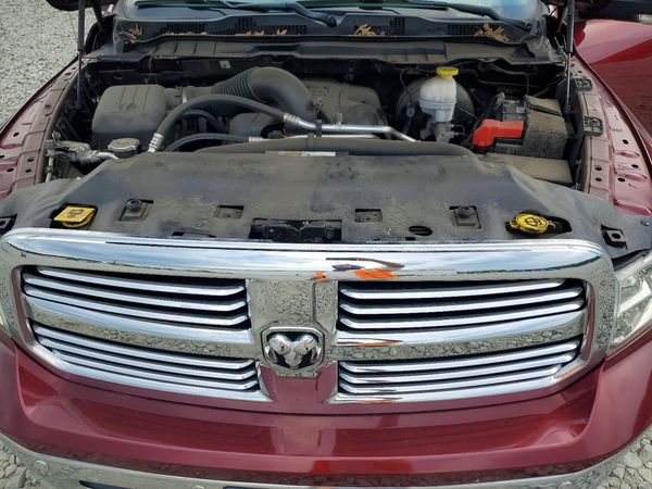 2019 RAM 1500 CLASSIC SLT