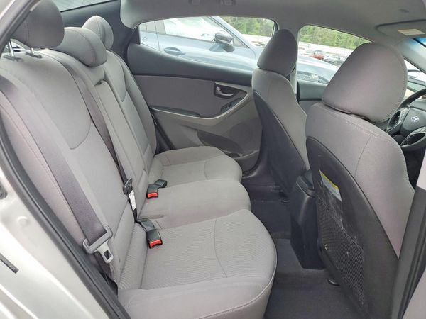 2015 HYUNDAI ELANTRA