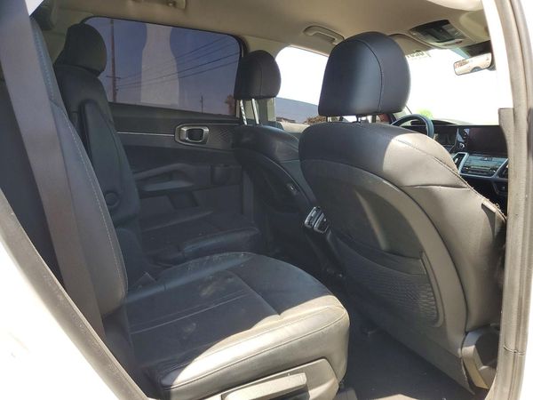 2024 KIA SORENTO EX