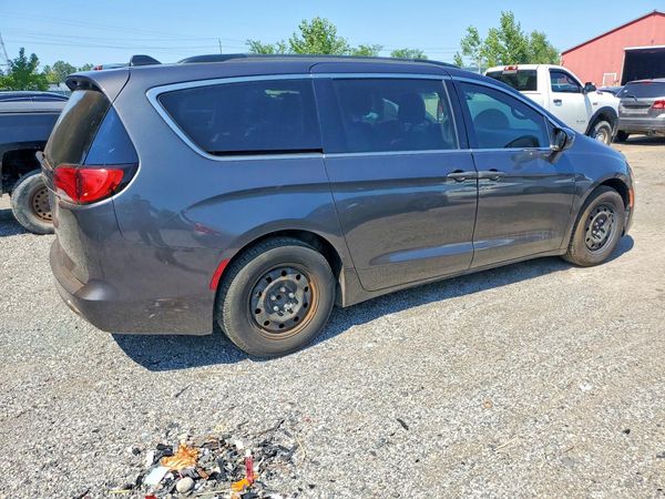 2018 CHRYSLER PACIFICA L