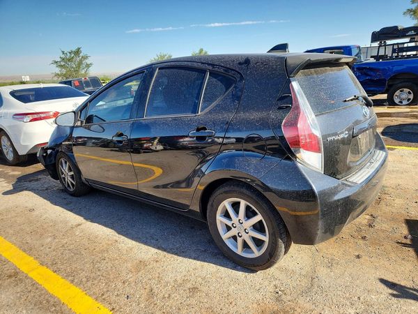 2015 TOYOTA PRIUS