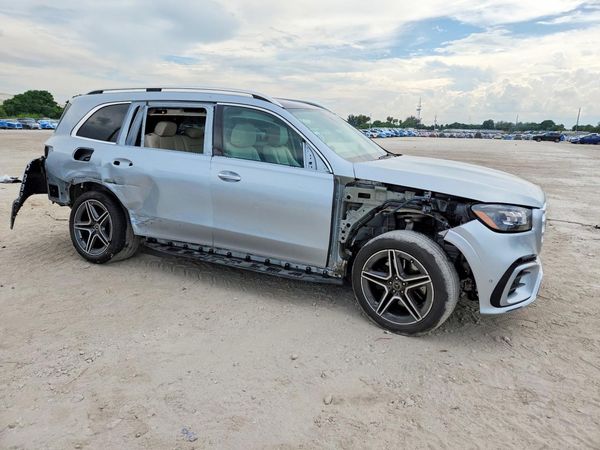 2024 MERCEDES-BENZ GLS