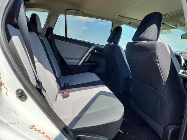 2018 TOYOTA RAV4 Adventure/XLE