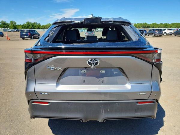 2024 TOYOTA BZ4X