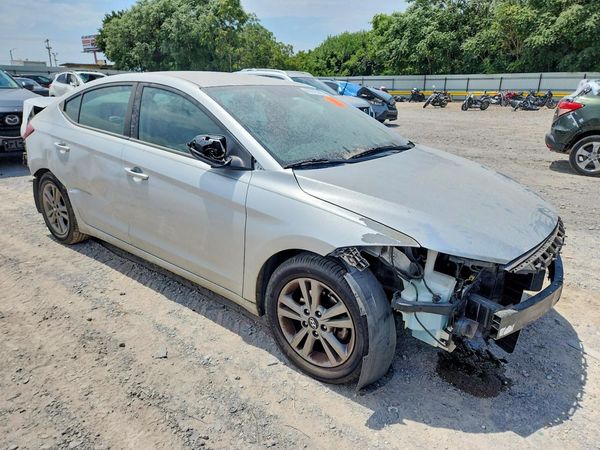 2018 HYUNDAI ELANTRA