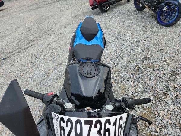 2021 KAWASAKI EX400