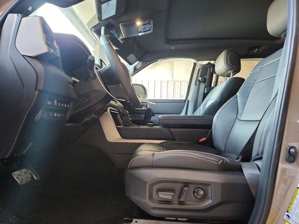2026 TOYOTA TUNDRA